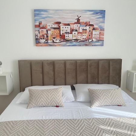 Apartments Javorska Kaštela Szoba fotó