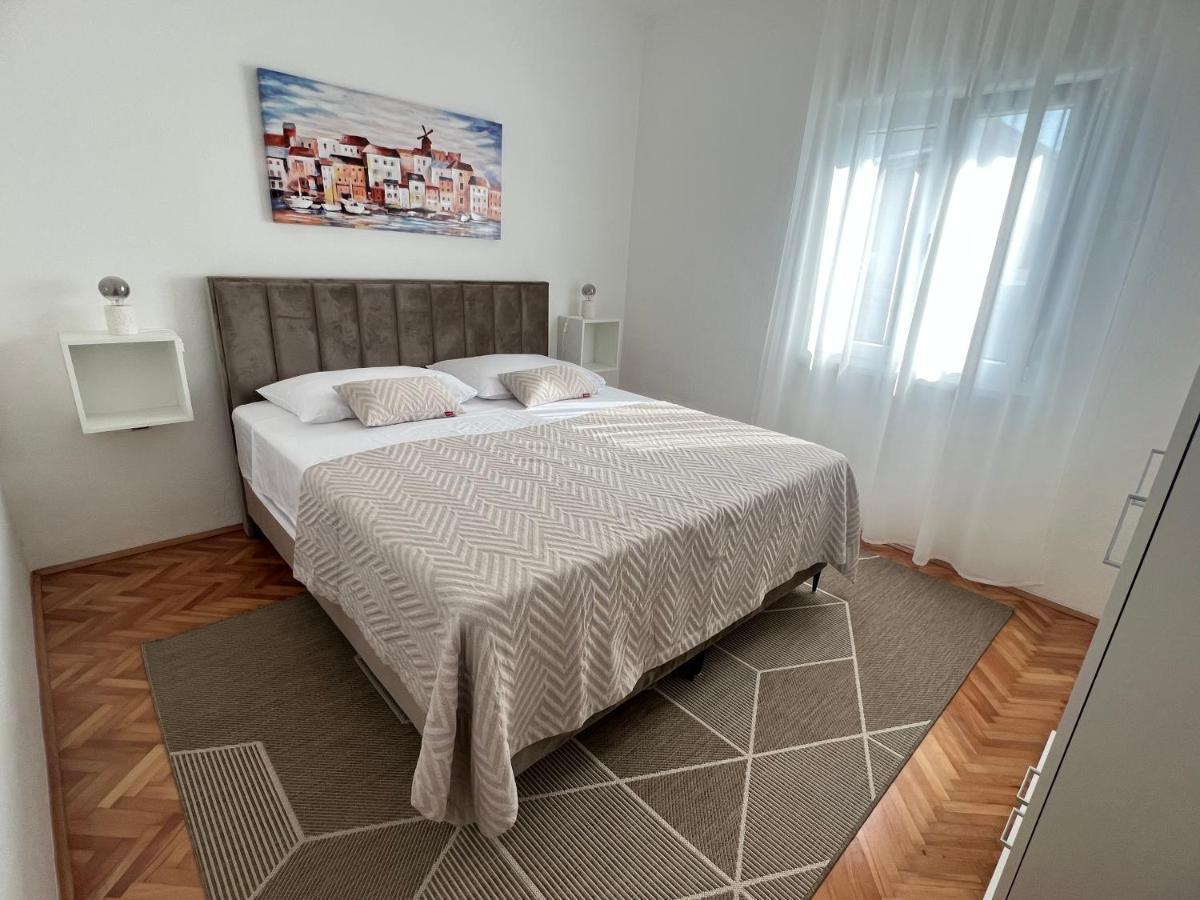 Apartments Javorska Kaštela Kültér fotó