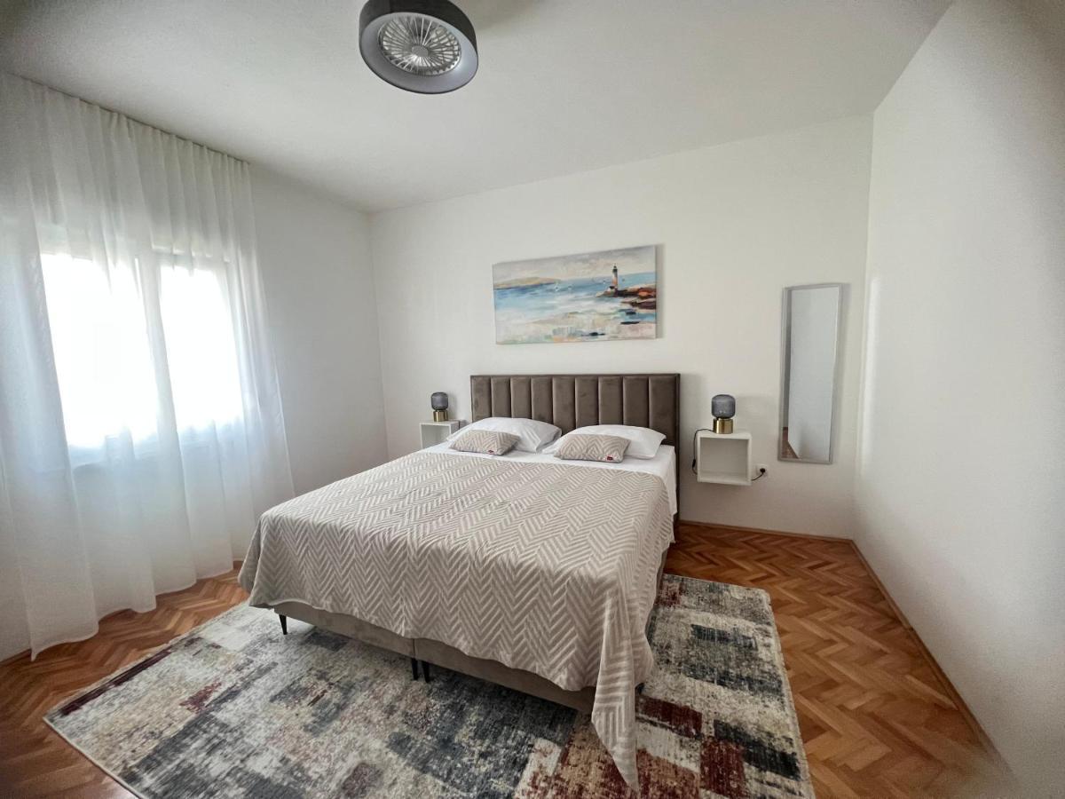 Apartments Javorska Kaštela Kültér fotó