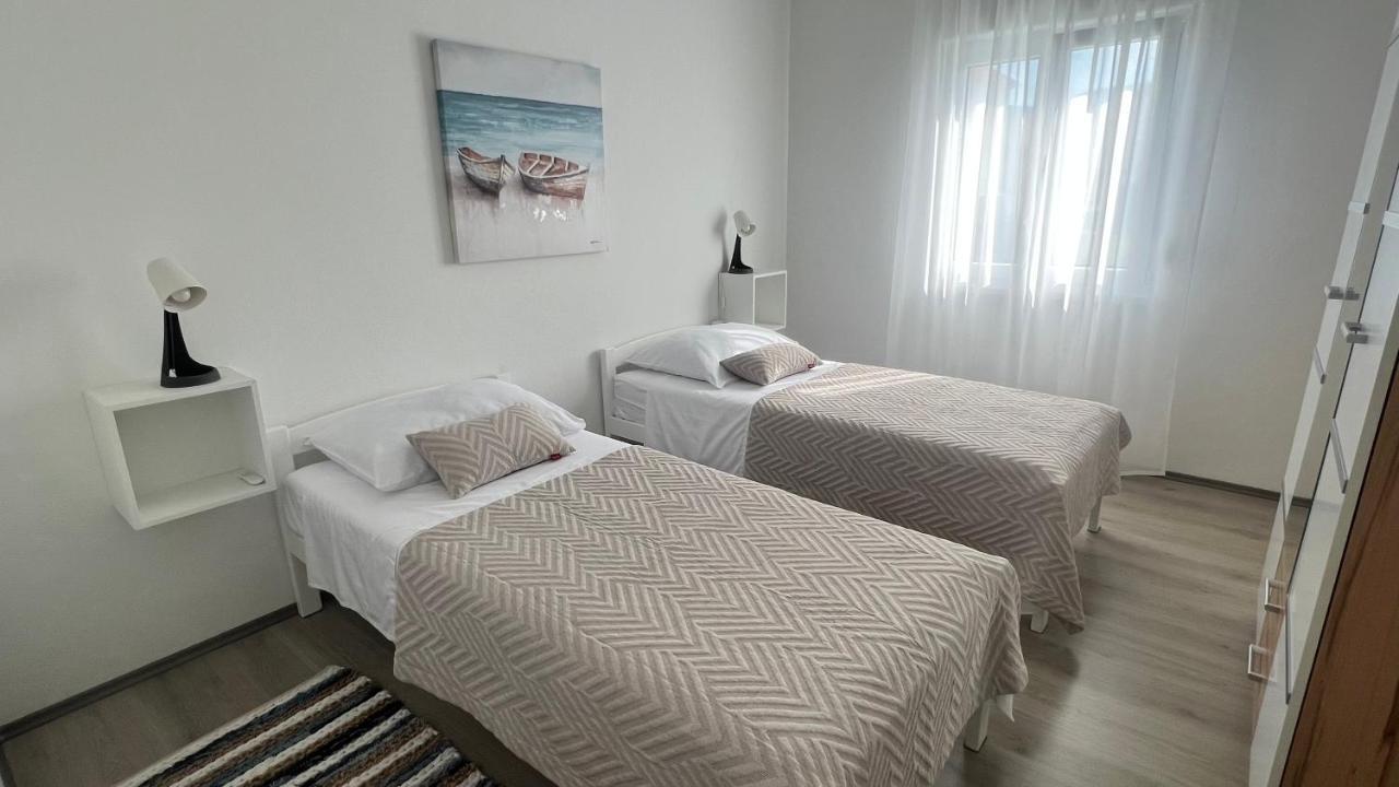 Apartments Javorska Kaštela Kültér fotó