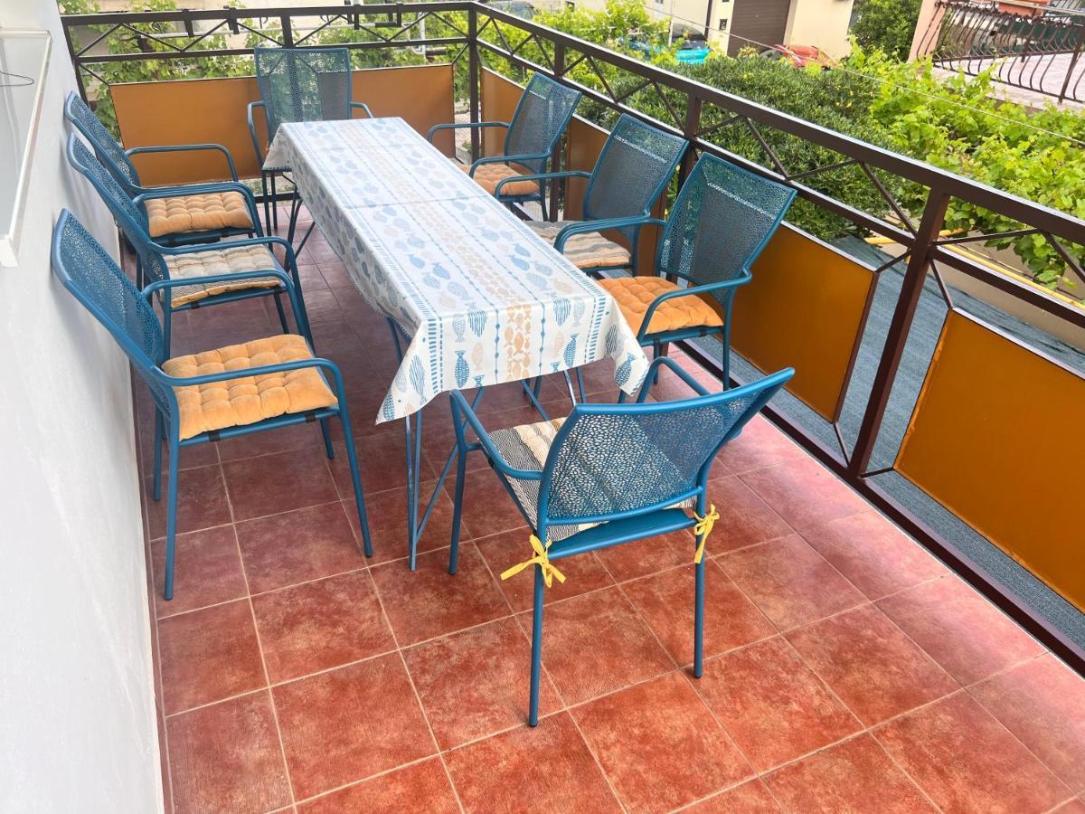 Apartments Javorska Kaštela Kültér fotó