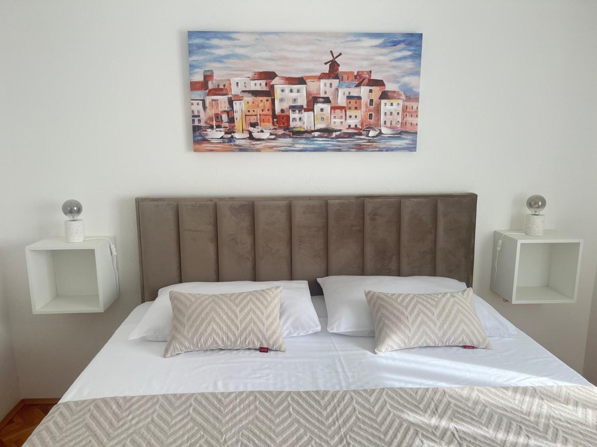 Apartments Javorska Kaštela Szoba fotó